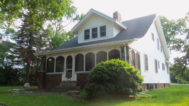 285 N Center St