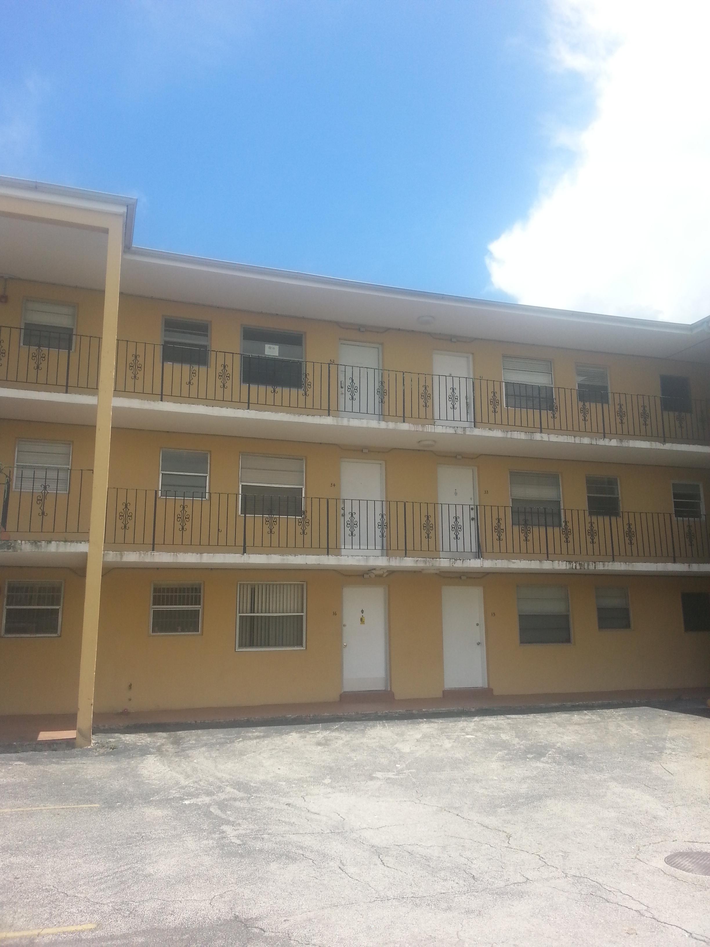3855 Sw 79 Ave #52