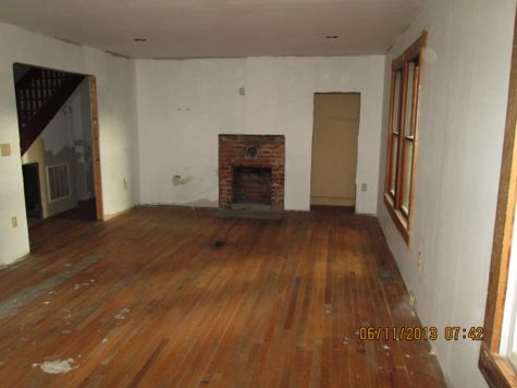 125 Mary St