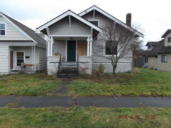 1913 Rockefeller Ave