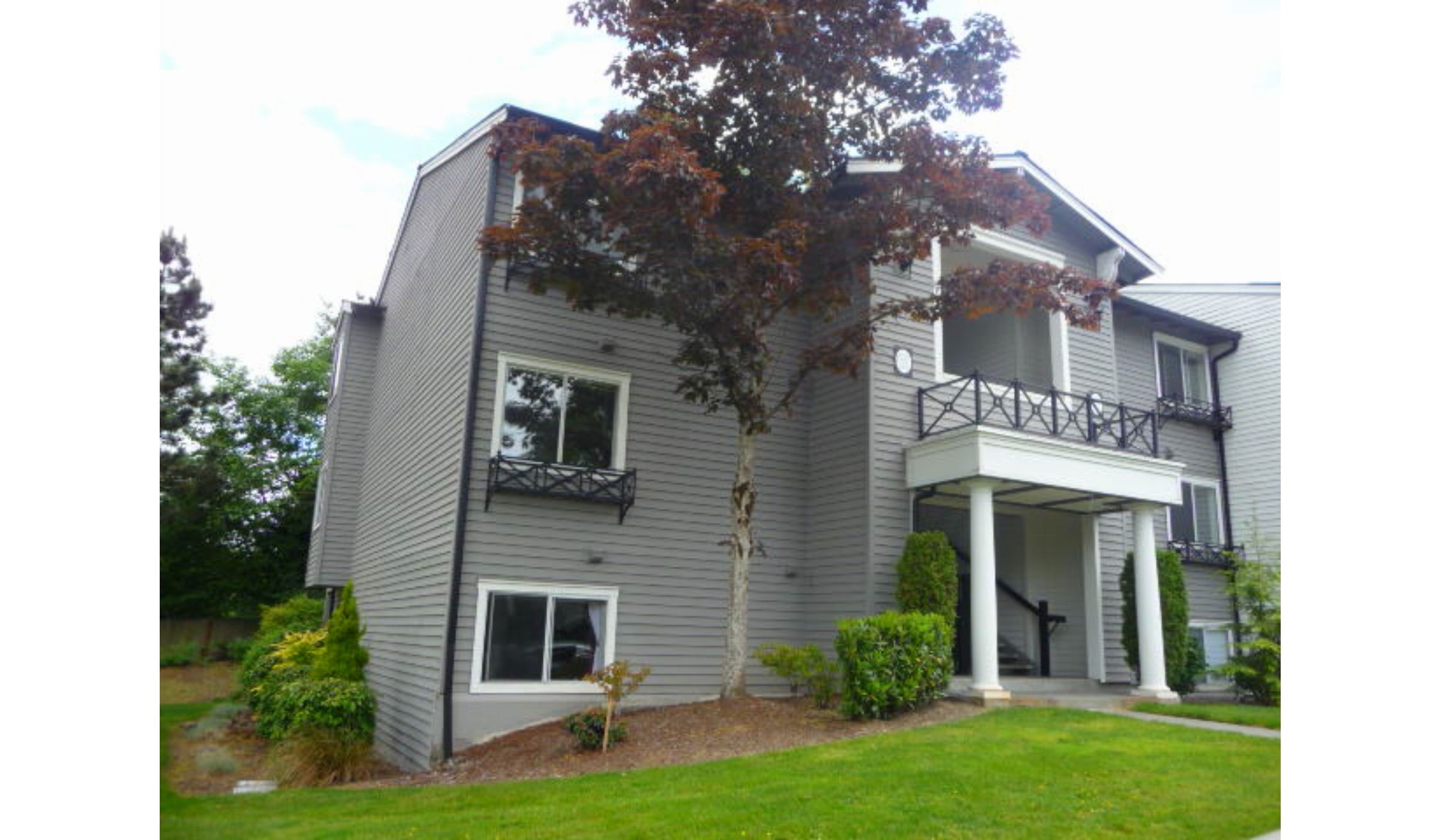 15415 35th Ave W Apt D201