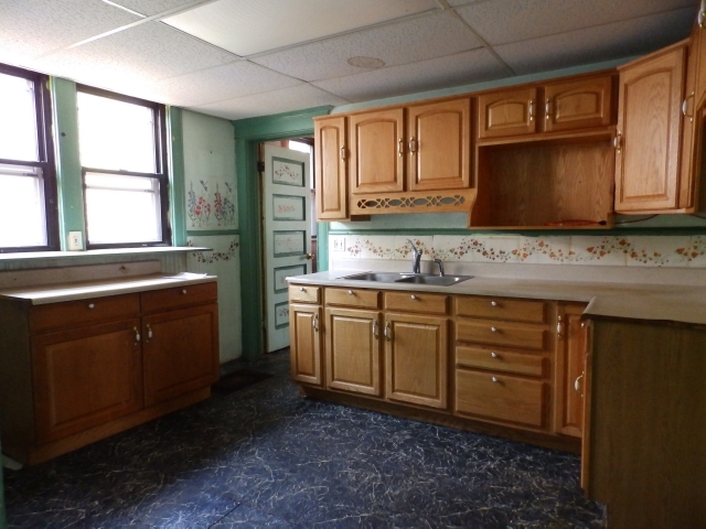 303 S Prospect St