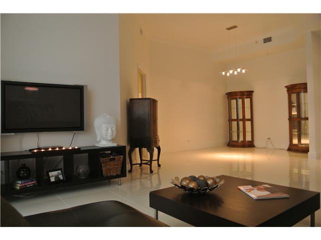 888 BRICKELL KEY DR # 400