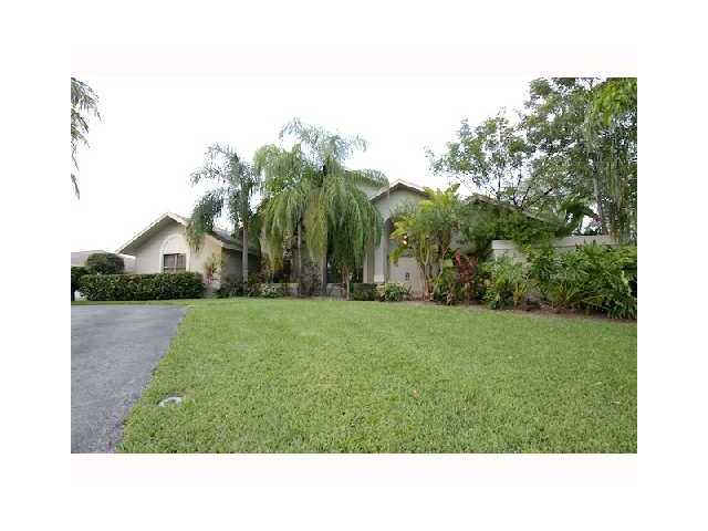 8245 SW 177 TE