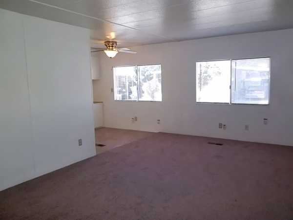 4901 GREEN RIVER RD #032