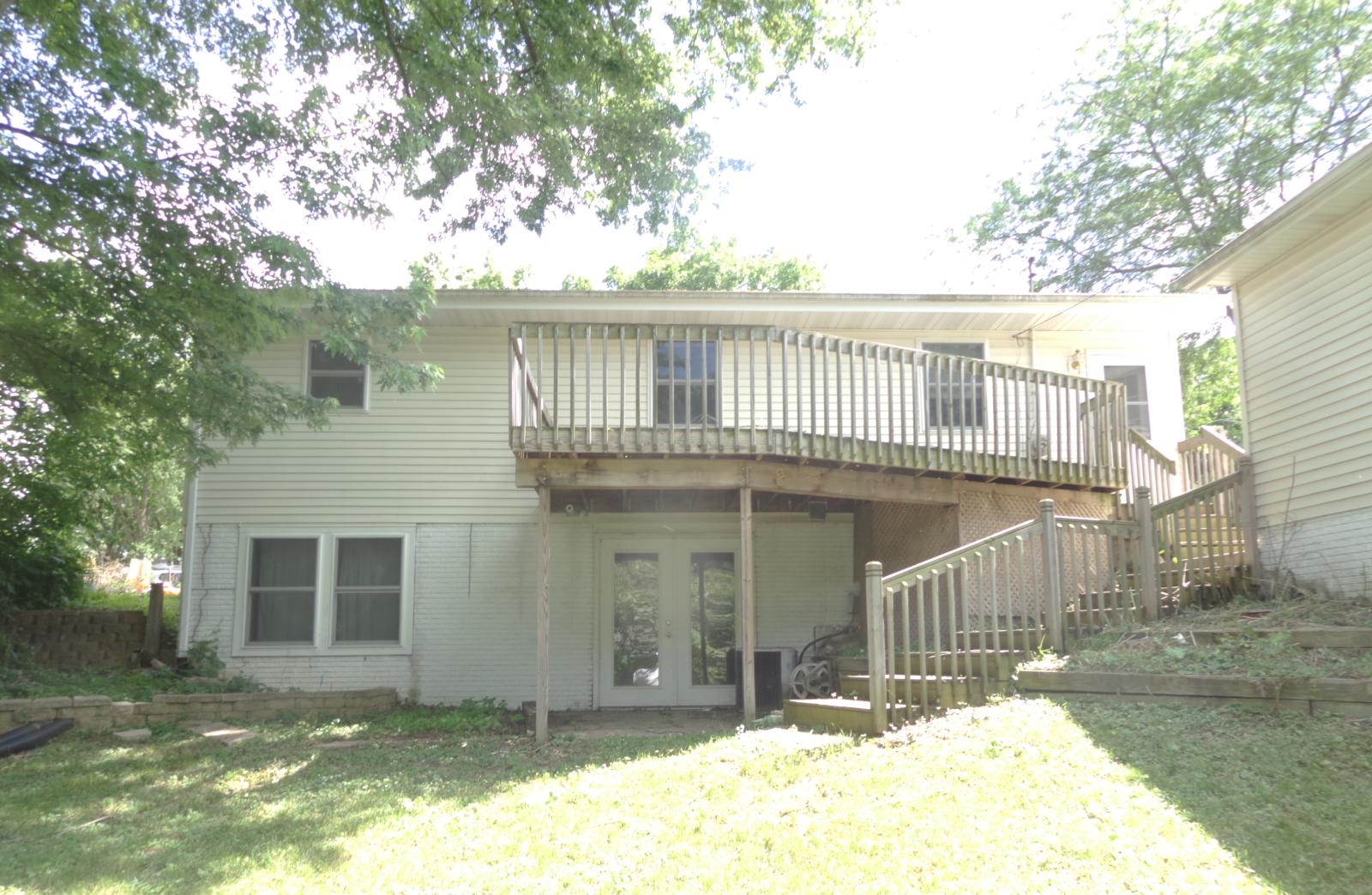 480 Valleyview Dr