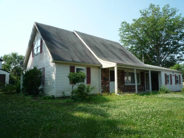 43 Edgemont Ln