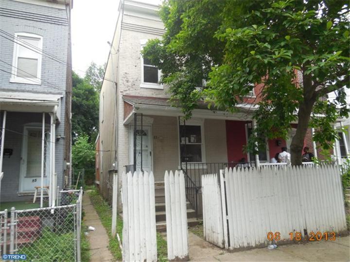 83 Race St