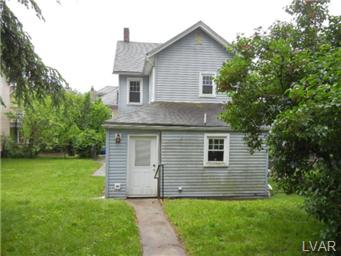 142 E Saint Joseph St