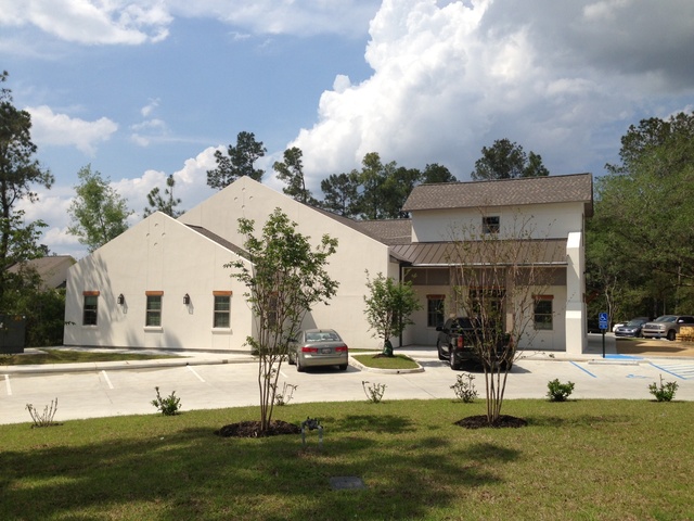 350 Lakeview Court
