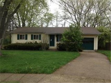 3352 Redbud Ct
