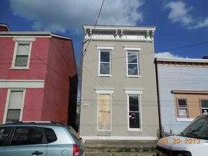 1312 Banklick St