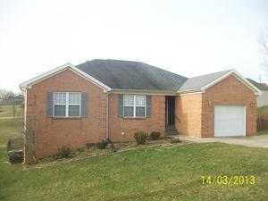 104 Lakeshore Ct
