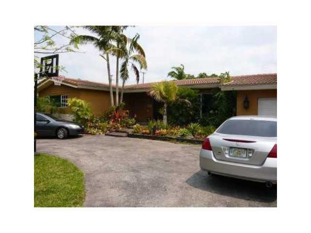 6400 MILLER DR