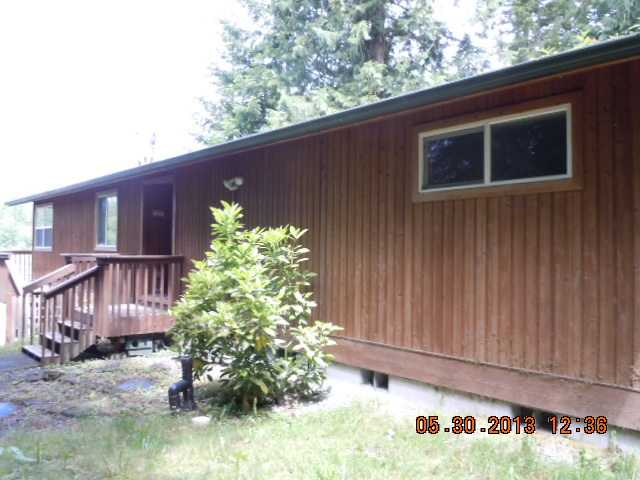 13717 Twin Lakes Dr E