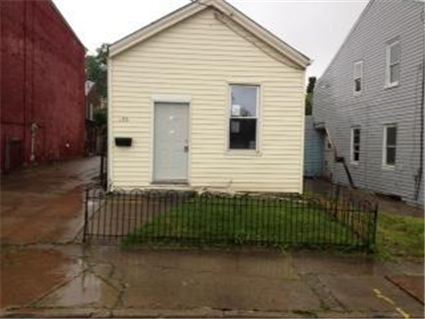1026 Orchard St