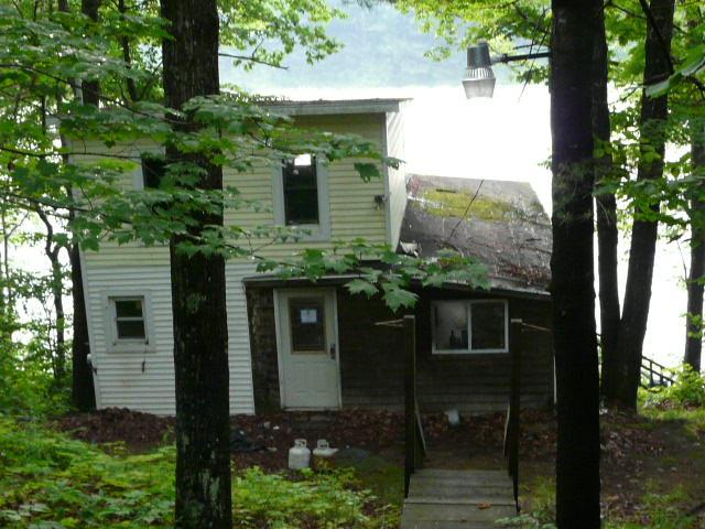 30 Shore Road