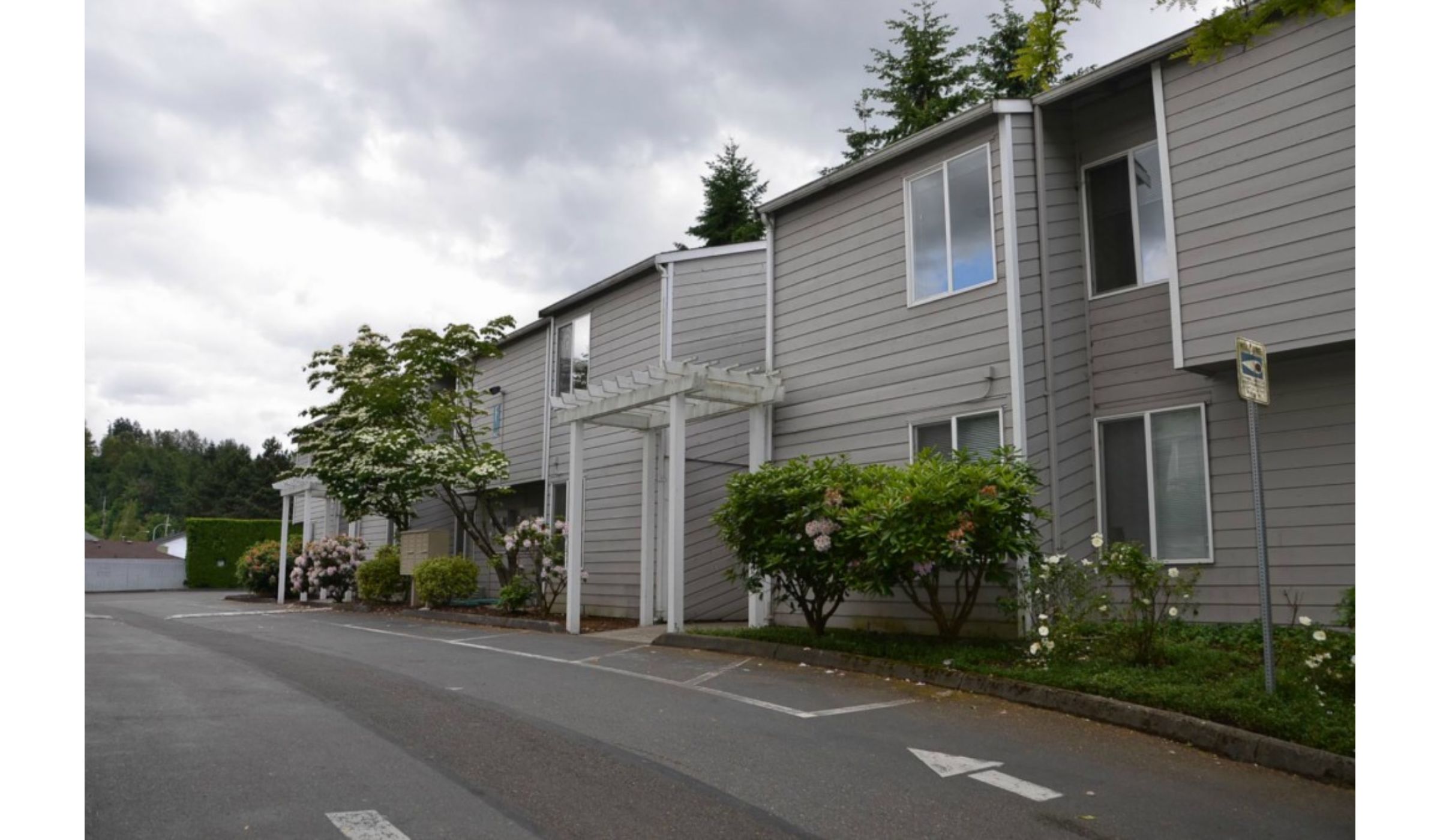 802 Pike St Ne Apt F7