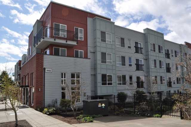 424 N 85th St Apt 302