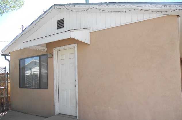 407 1 2 W Wilson
