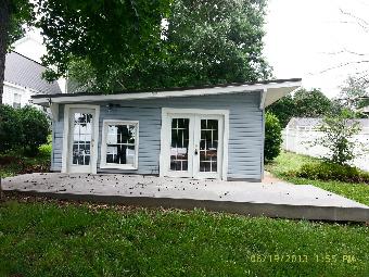 127 Shoreline Dr