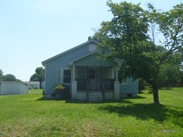 1611 Russell Courtney Rd