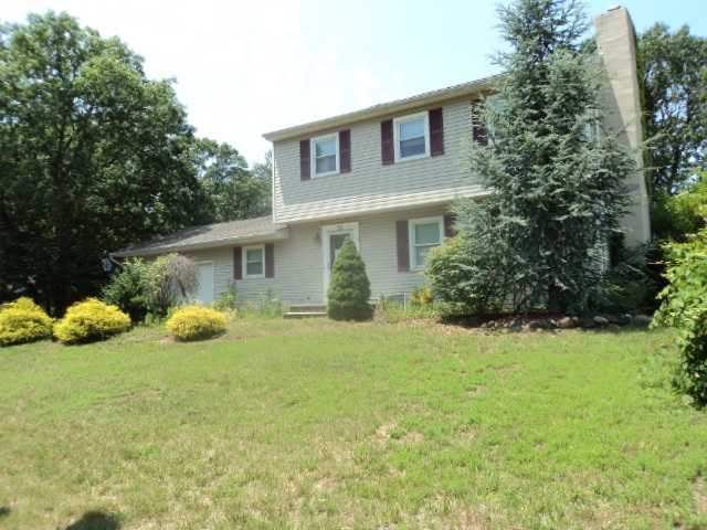 13 Cedar Hill Ln