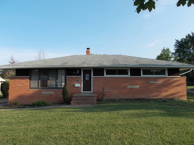 2595 Sherwood Dr