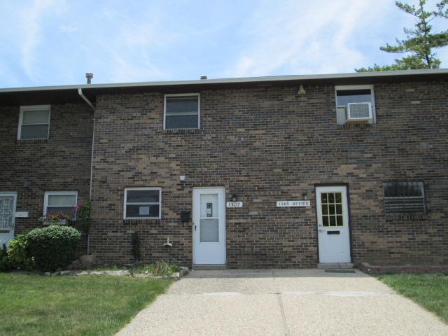 1307 Woodbrook Ln