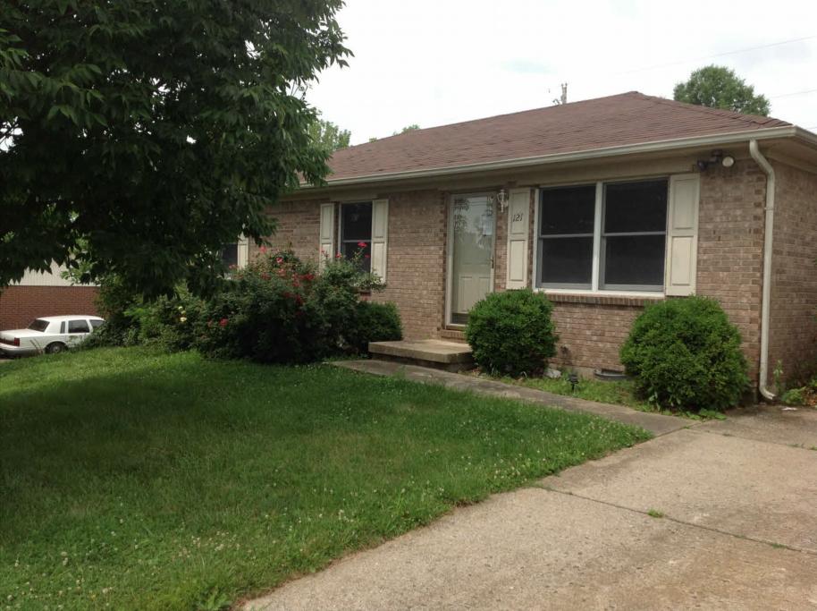 121 Hillside Dr