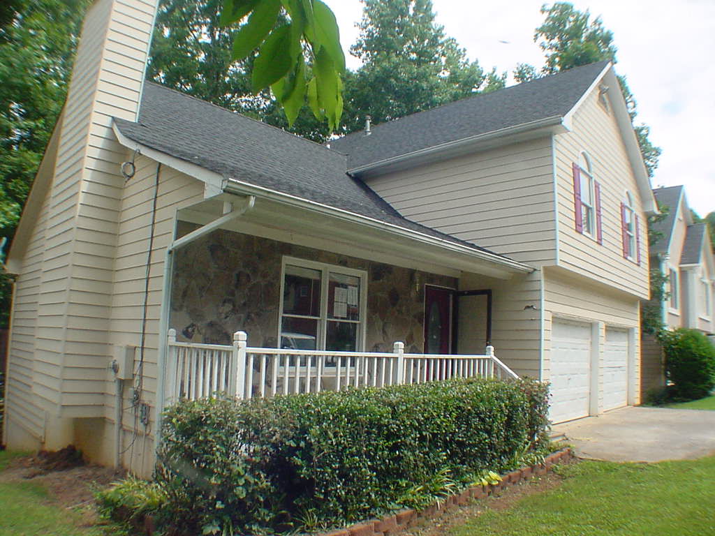 69 White Oak Dr