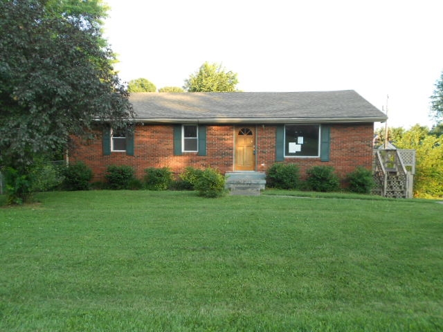 1512 Regina Ct