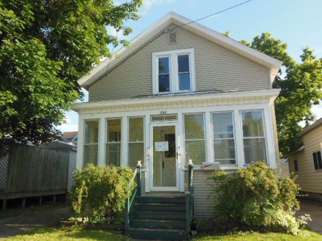 641 School Ave