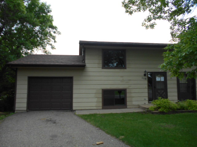 1119 Austin Ct