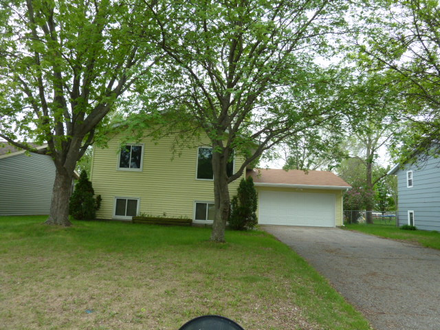 3100 15 St N