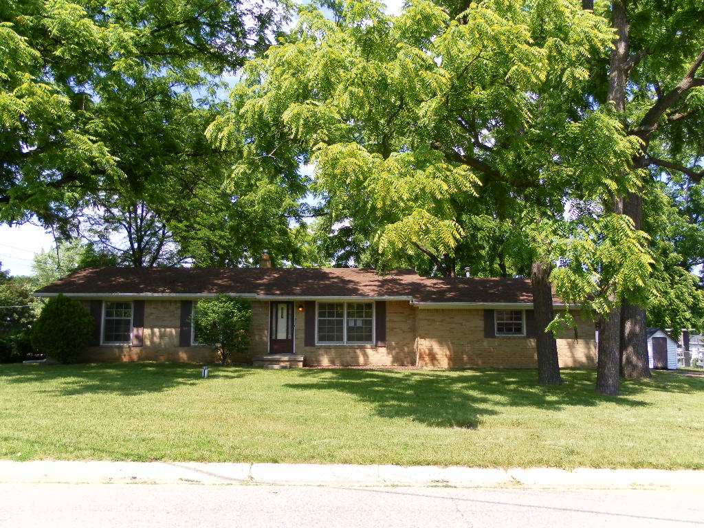 1117 Fairoaks Dr