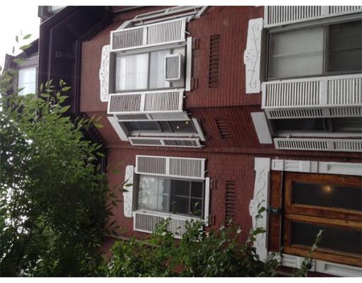 11 Worthington St