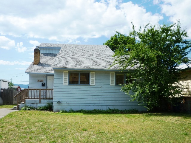 3724 E Fairview Avenue