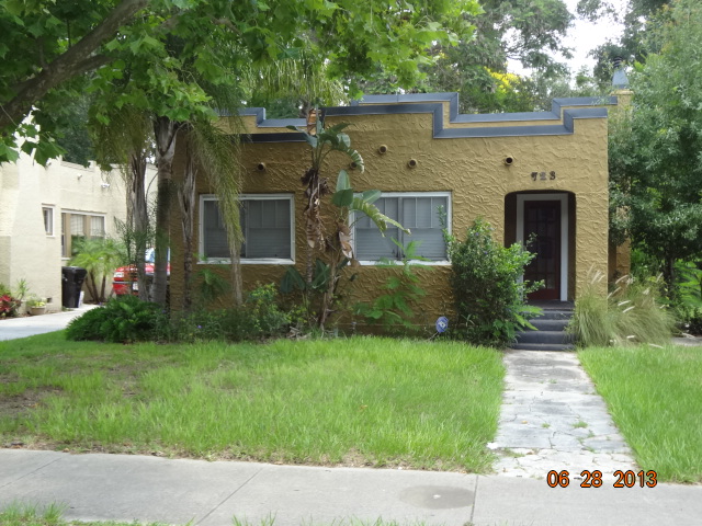 723 Concord St West