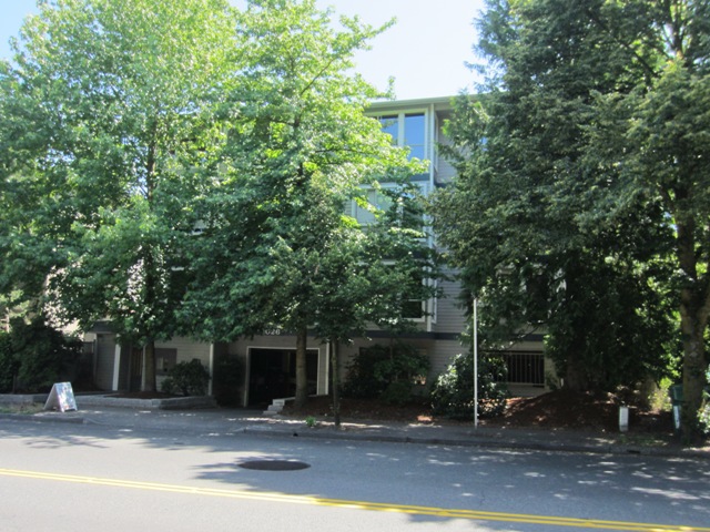 12026 15th Avenue NE Unit 401