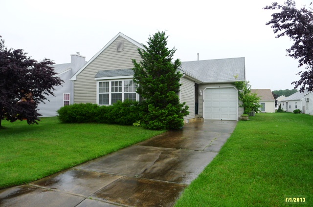 413 Paradise Road