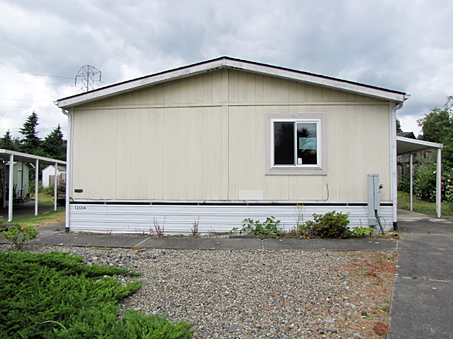 12504 NE 197th Court