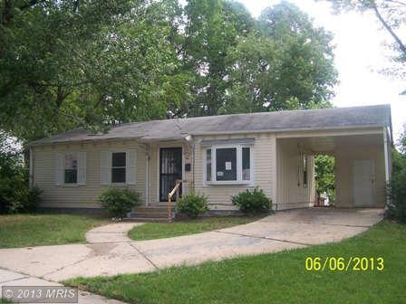 5501 Belva Pl