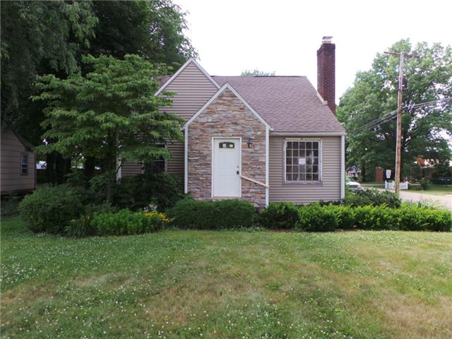 2535 Lakeside Ave NW
