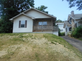 800 N 9th St