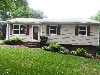 383 Oak Ridge Dr