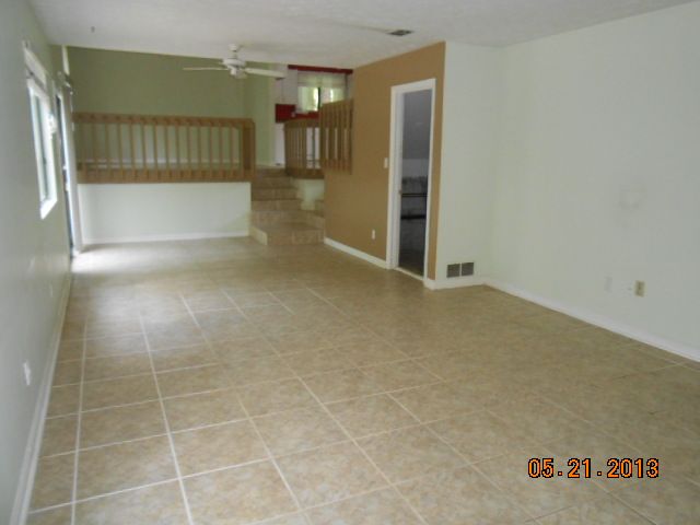 2749 Shetland Lane