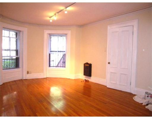 122 Pembroke #1