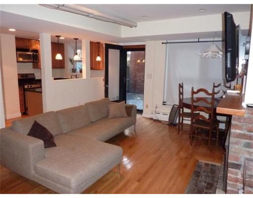 10 Gloucester st #1