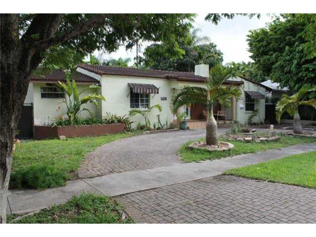 4470 SW 14 ST